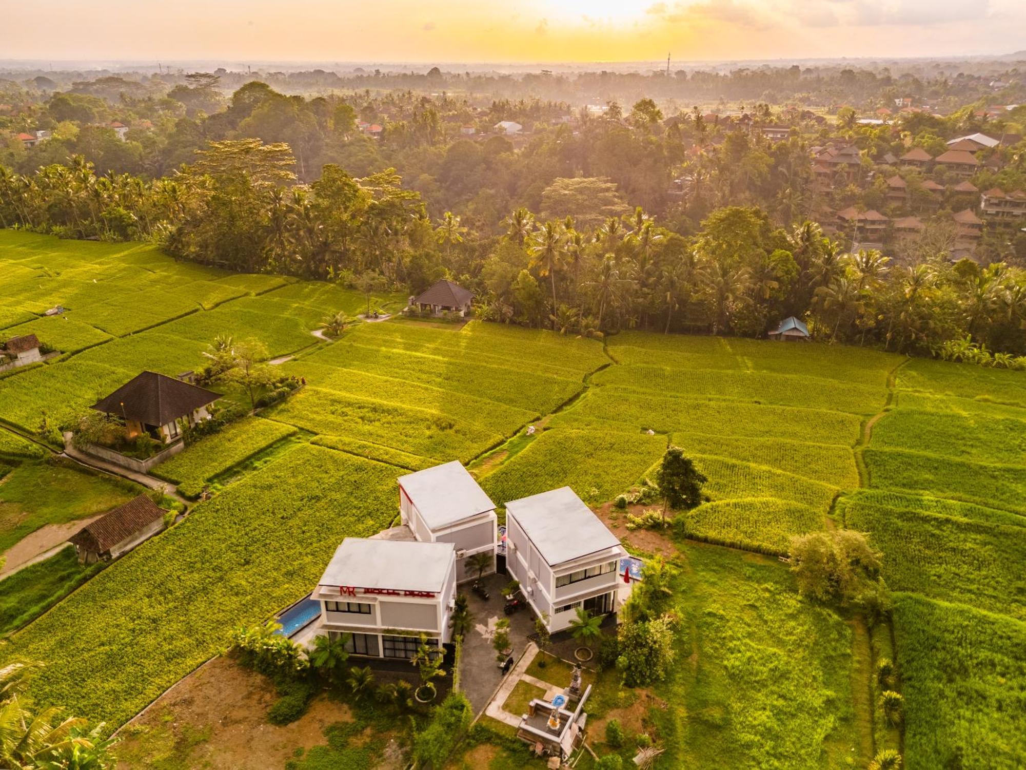 Maple Ridge Ubud Villas Exterior photo